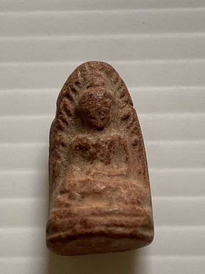 พระรอดหลวงพ่อ กวย เนื้ออดิน