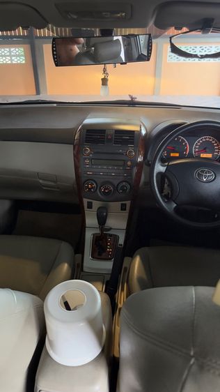 Toyota Altis 2010 1.6 E Sedan เบนซิน ไม่ติดแก๊ส เกียร์อัตโนมัติ บรอนซ์เงิน รูปที่ 4