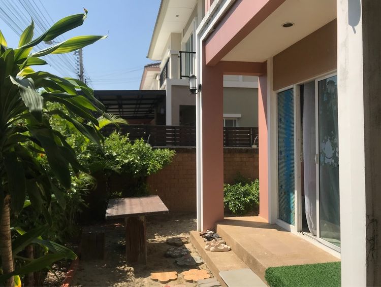 Pruksa มีบางส่วน 2018 ขายบ้านเดี่ยว 2 ชั้น 38.2 ตารางวา สภาพใหม่ พร้อมอยู่ หมู่บ้านภัสสร ไพรด์ (ศรีนครินทร์-หนามแดง)  รูปที่ 2