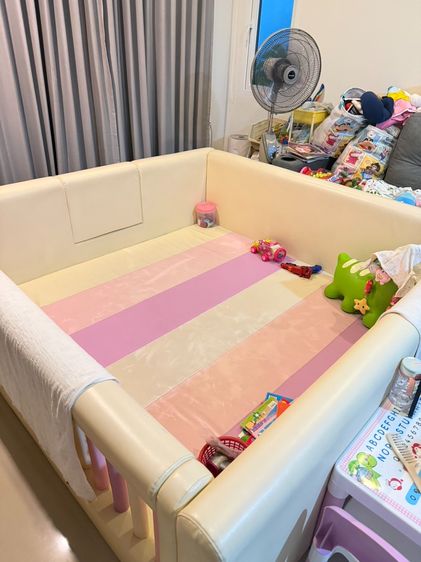 คอกกั้นเด็กกันกระแทก 6.5X6.5 ฟุต พอดีลูกโตแล้ว ปล่อยต่อถูกมาก รูปที่ 2