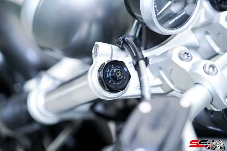 BMW R NINE T SCRAMBLER US โช๊ค ÖHLINS หน้าหลัง กันสะบัด TOURATECH และของแต่งอื่นๆอีกเพียบ โครตคุ้ม รูปที่ 4