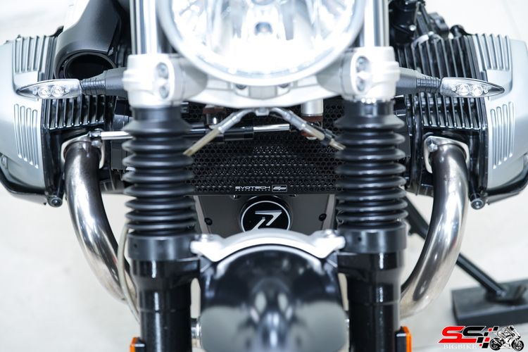 BMW R NINE T SCRAMBLER US โช๊ค ÖHLINS หน้าหลัง กันสะบัด TOURATECH และของแต่งอื่นๆอีกเพียบ โครตคุ้ม รูปที่ 9