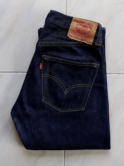 LEVI'S 501XX BIG E , LVC 1947 ริมแดง
MADE  IN  U.S.A. กระดุม 555
เอววัดจริง 28-29 
