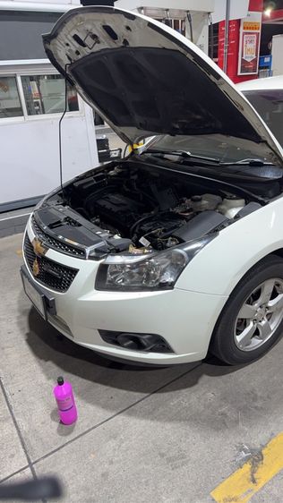 รถ Chevrolet Cruze 2.0 LTZ สี ขาว