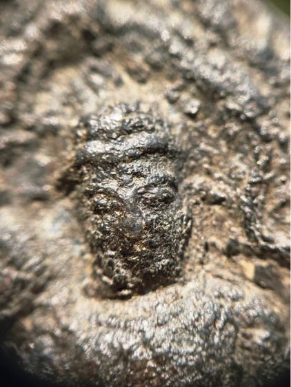 พระยอดขุนพล ซุ้มเรือนแก้ว พิมเล็ก นิยม ลพบุรี  กรุวัดพระศรีรัตนมหาธาตุ เนื้อชินเงินโบราณแท้  รูปที่ 2