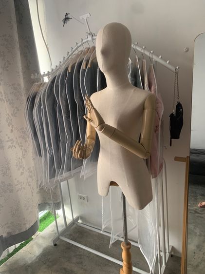 หุ่นขายเสื้อของ