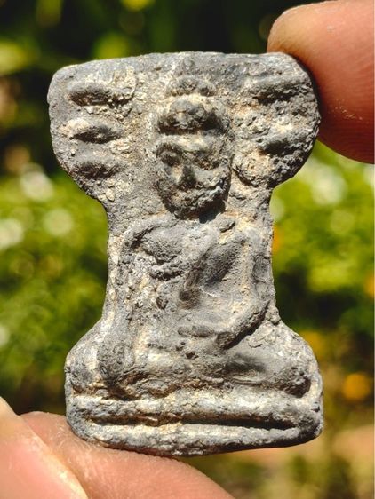 พระมเหศวร พิมนิยม  กรุวัดพระศรีรัตนมหาธาตุ  สุพรรณบุรี เนื้อชินเงินแท้ 