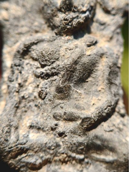 พระมเหศวร พิมนิยม  กรุวัดพระศรีรัตนมหาธาตุ  สุพรรณบุรี เนื้อชินเงินแท้  รูปที่ 3