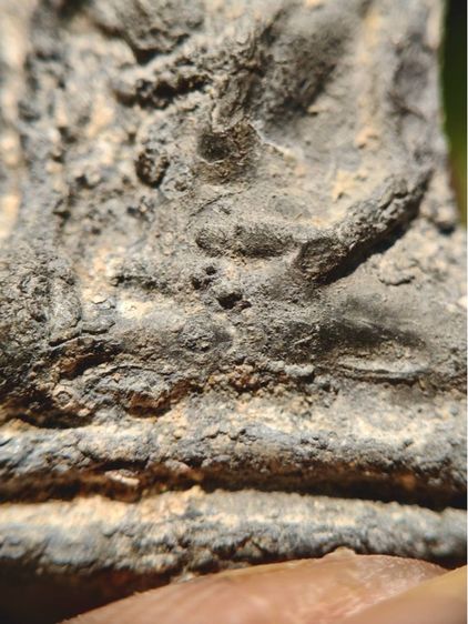 พระมเหศวร พิมนิยม  กรุวัดพระศรีรัตนมหาธาตุ  สุพรรณบุรี เนื้อชินเงินแท้  รูปที่ 4