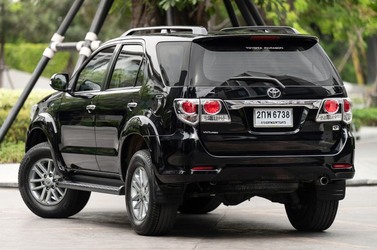 Toyota Fortuner 2013 2.5 V Utility-car ดีเซล ไม่ติดแก๊ส เกียร์อัตโนมัติ ดำ รูปที่ 3