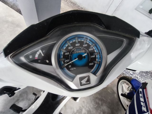 ขาย Honda Wave 125i ปี 2012 พร้อมใช้งาน รูปที่ 4