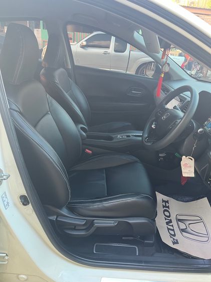 Honda HR-V 2018 1.8 S Utility-car เบนซิน ไม่ติดแก๊ส เกียร์อัตโนมัติ ขาว รูปที่ 4