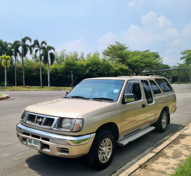 Nissan BIG-M FRONTIER NAVARA 1999 2.5 SE Pickup เบนซิน LPG เกียร์อัตโนมัติ บรอนซ์ทอง รูปที่ 3