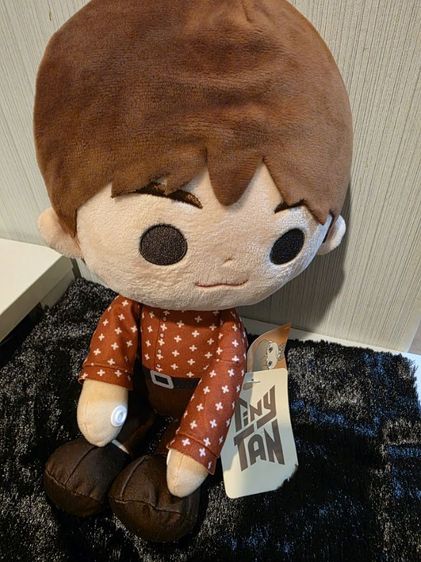 Jin Plush Doll 32cm ตุ๊กตา BTS Jin จากญี่ปุ่น ของสะสม KPOP รูปที่ 4