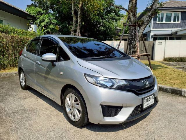 รถ Honda Jazz 1.5 S i-VTEC สี บรอนซ์เงิน