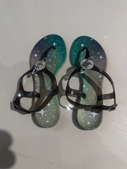 รองเท้าชายทะเล