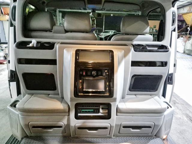 Volkswagen Transporter 2014 2.5 TDi ดีเซล เกียร์อัตโนมัติ ขาว รูปที่ 3