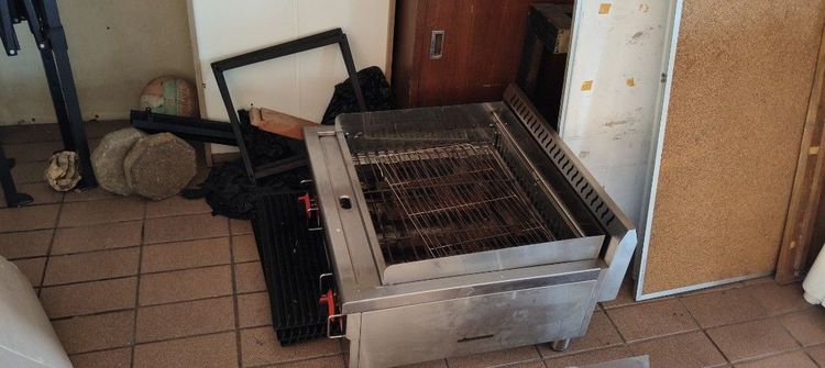 อุปกรณ์ในครัวอื่นๆ เตาย่างถ่านลาวาไร้ควัน