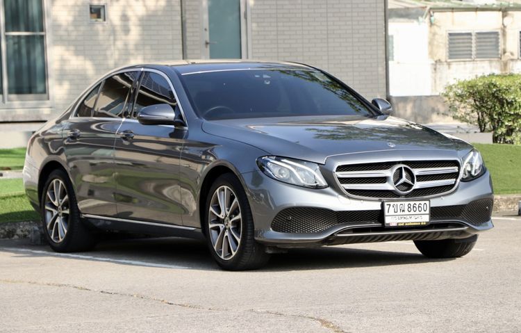 Mercedes-Benz E-Class 2020 2.0 E300e Avantgarde Sedan ปลั๊กอินไฮบริด (PHEV) ไม่ติดแก๊ส เกียร์อัตโนมัติ เทา รูปที่ 2