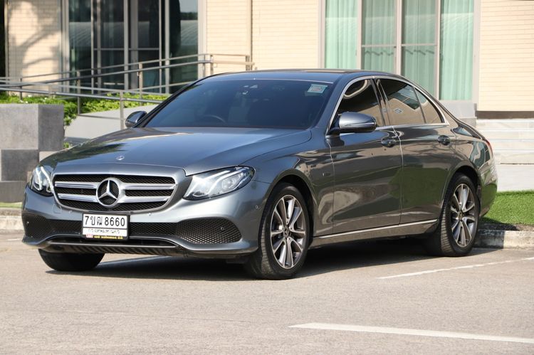 Mercedes-Benz E-Class 2020 2.0 E300e Avantgarde Sedan ปลั๊กอินไฮบริด (PHEV) ไม่ติดแก๊ส เกียร์อัตโนมัติ เทา รูปที่ 3