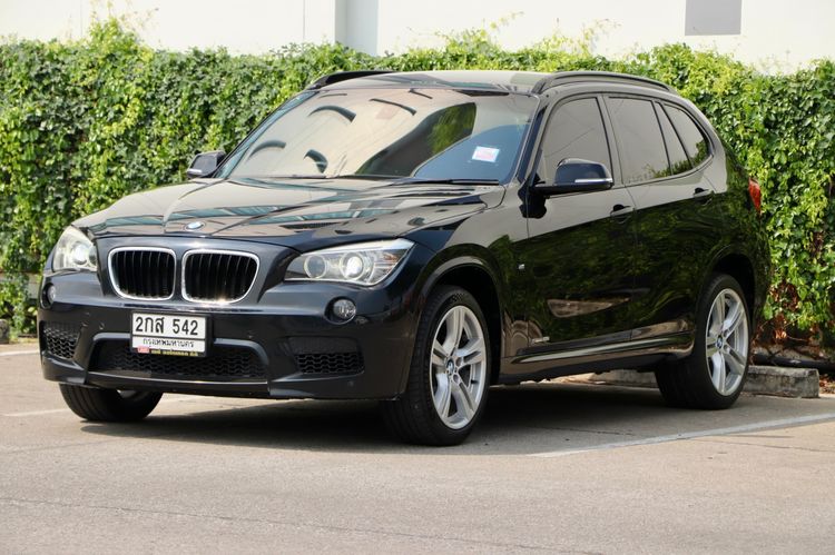 รถ BMW X1 2.0 sDrive18i Sport สี ดำ