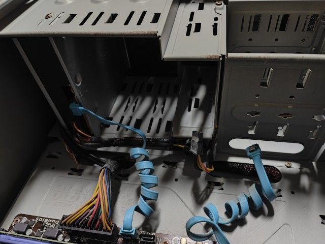 เมนบอร์ดรุ่น Gigabyte GA-F2A55M-HD2 รูปที่ 4