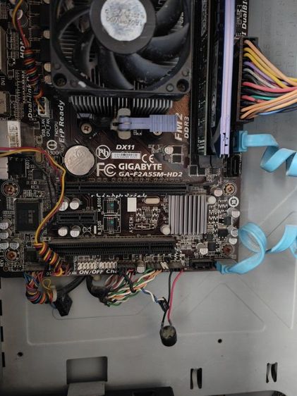 เมนบอร์ดรุ่น Gigabyte GA-F2A55M-HD2
 รูปที่ 3