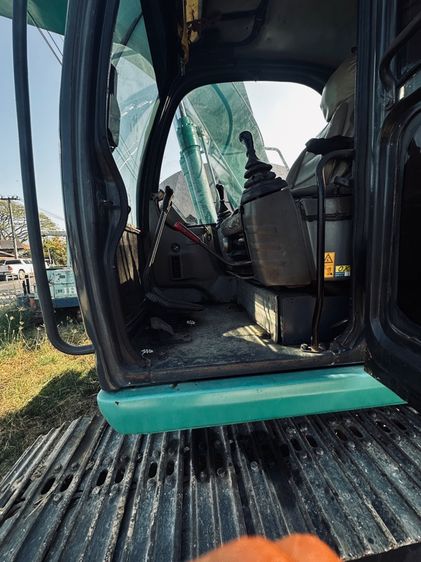 Kobelco SK135 รูปที่ 5
