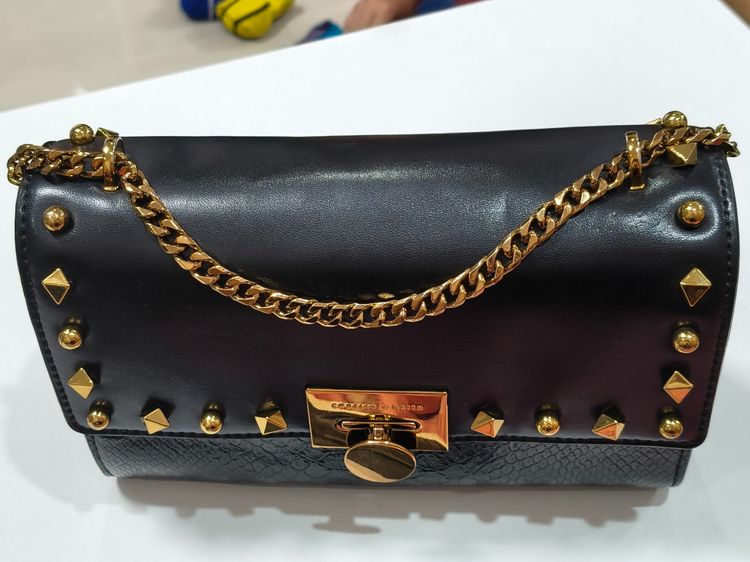กระเป๋า Charles Keith Chain Bag สวยหรู ดูแพง มือ 2 ใหม่กริบ ส่งฟรี ✨ รูปที่ 6