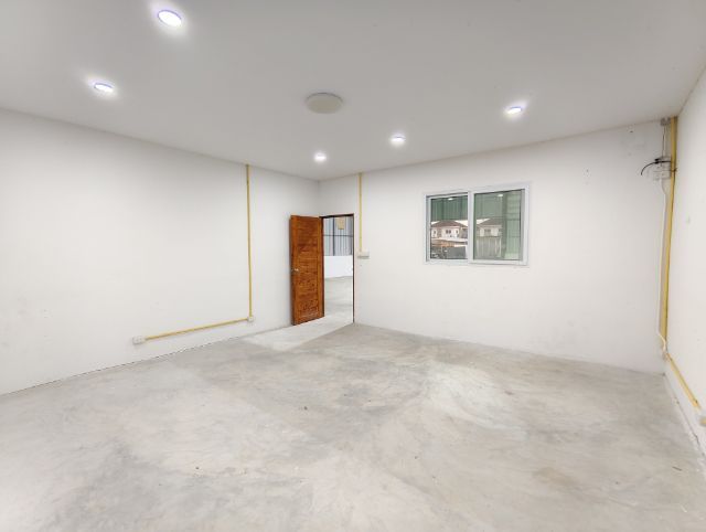 ไม่ใช่ โกดัง 600ตรม. ไฟ3เฟส กทม. รูปที่ 4