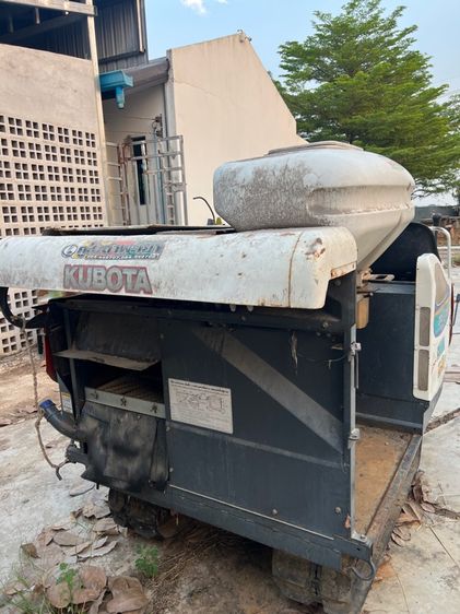 รถเกี่ยวข้าว kubota รูปที่ 3