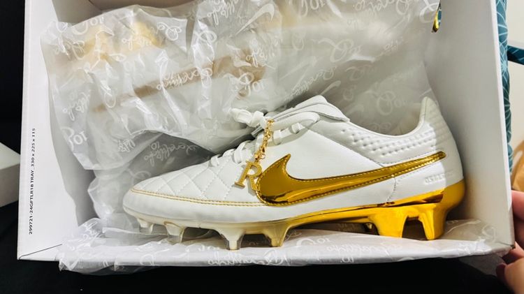 รองเท้าสตั๊ด Nike Tiempo Legend SE (Special Edition)  รูปที่ 4