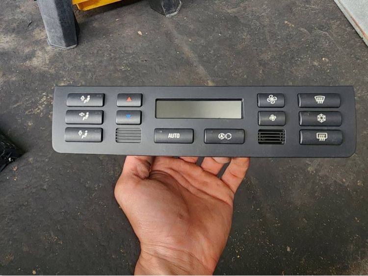 จอแอร์ และวิทยุ BMW E46 งานพร้อมใช้ รูปที่ 2