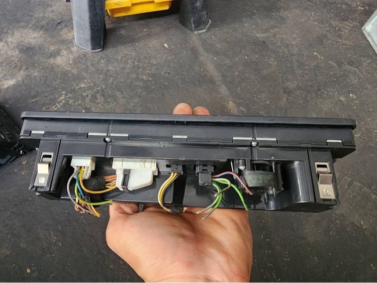 จอแอร์ และวิทยุ BMW E46 งานพร้อมใช้ รูปที่ 5