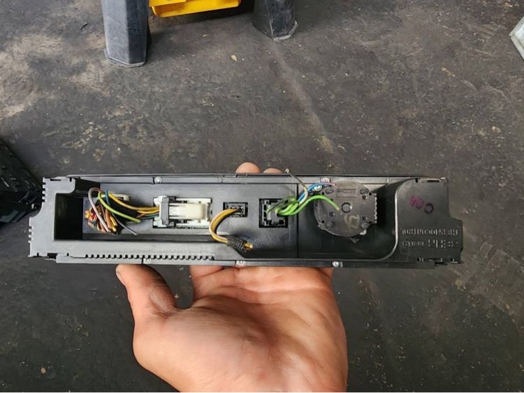 จอแอร์ และวิทยุ BMW E46 งานพร้อมใช้ รูปที่ 4