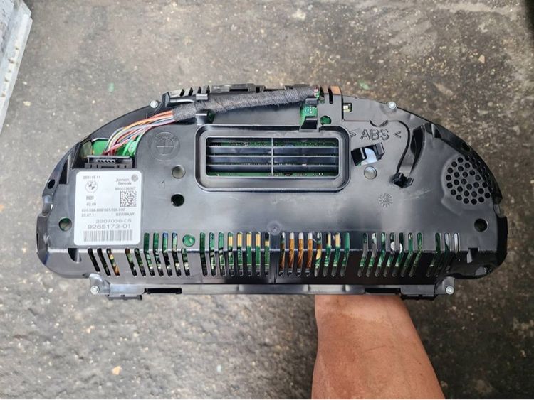 เรือนไมล์ BMW F10 F30 รูปที่ 3