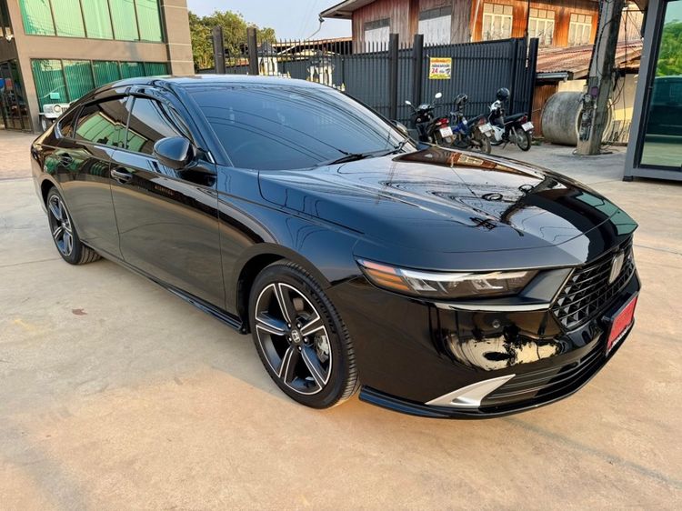 Honda Accord 2024 2.0 e:HEV RS Sedan ไฮบริด ไม่ติดแก๊ส เกียร์อัตโนมัติ ดำ รูปที่ 2