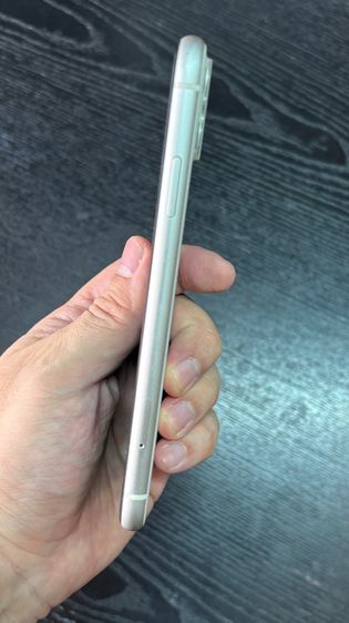 iPhone 11 (128GB) - VERY GOOD CONDITION รูปที่ 3