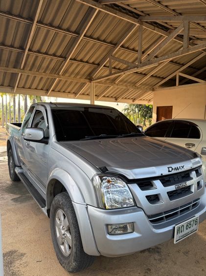 รถ Isuzu D-MAX 3.0 Hi-Lander สี บรอนซ์เงิน