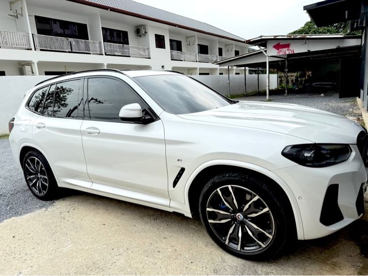 รถ BMW X3 2.0 xDrive30e M Sport 4WD สี ขาว