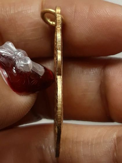 เหรียญหลวงพ่อกลั่น วัดพระญาติ กะไหล่ทอง หลังเสี้ยน รูปที่ 4