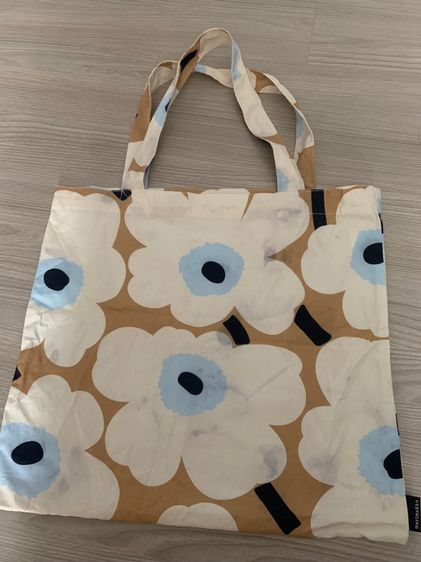 ไม่ระบุ น้ำตาล Off-White กระเป๋าผ้า marimekko 