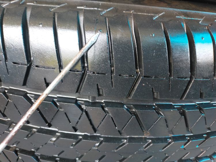 แม็กฟอร์ด ขอบ20 พร้อมยางบริสโตน 265 50 20 ปี24 แม็กป้ายแดงสีเดิม ยางสวยทุกเส้นยางวิ่งมา 9,000 กิโลเมตรดอกสวยตามรูป รูปที่ 12