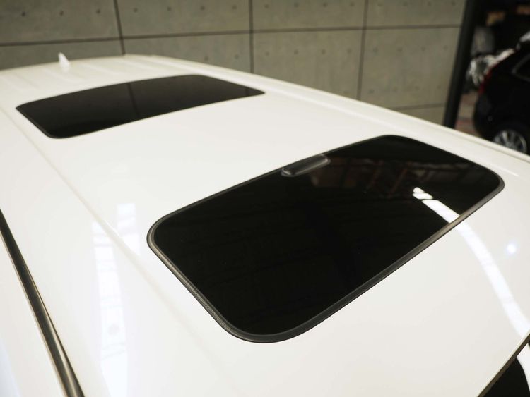 Toyota Vellfire 2019 2.5 Z G Edition Van เบนซิน ไม่ติดแก๊ส เกียร์อัตโนมัติ ขาว รูปที่ 3