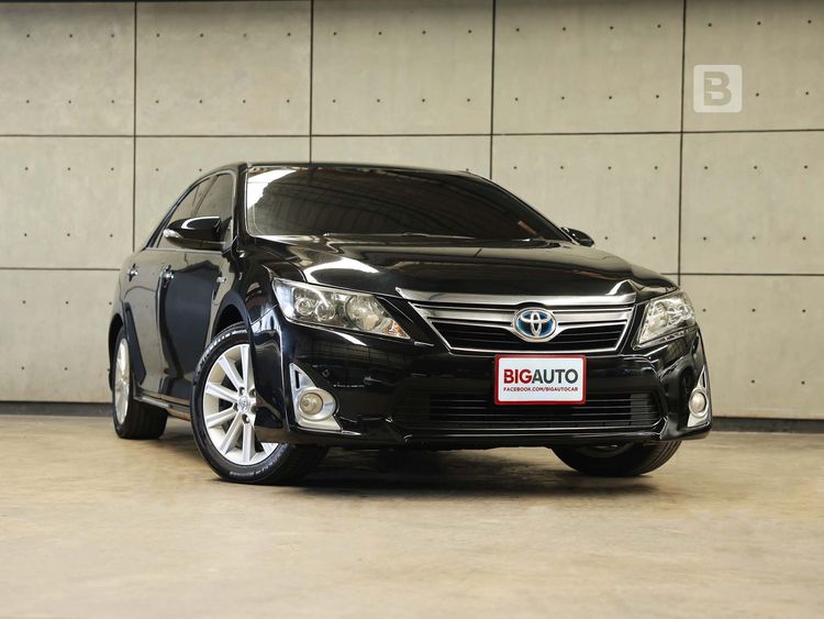 รถ Toyota Camry 2.5 Hybrid สี ดำ
