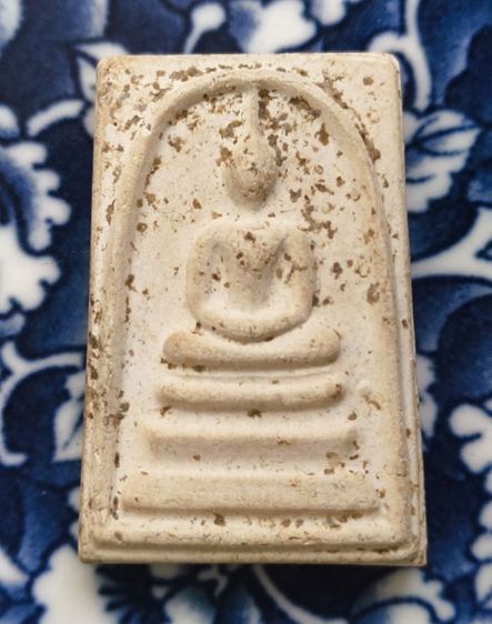 พระสมเด็จพิมพ์ใหญ่พิมพ์คมสวยค่ะ(1) รูปที่ 17