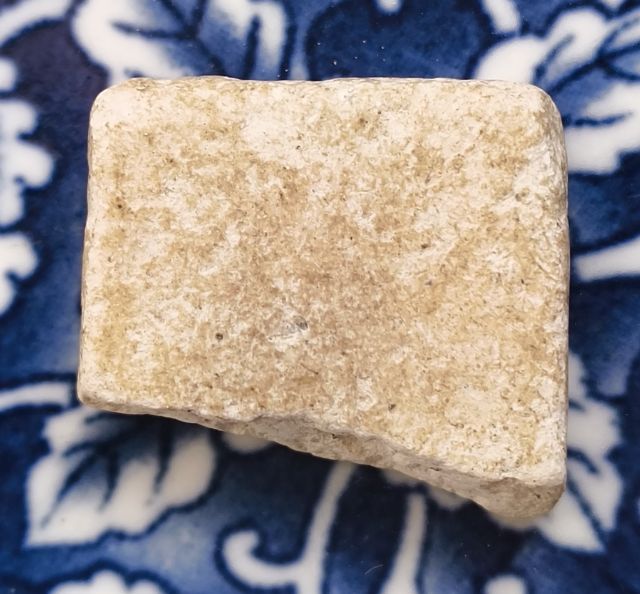 พระสมเด็จพิมพ์สวยเนื้อเก่าแห้งค่ะ(9) รูปที่ 6