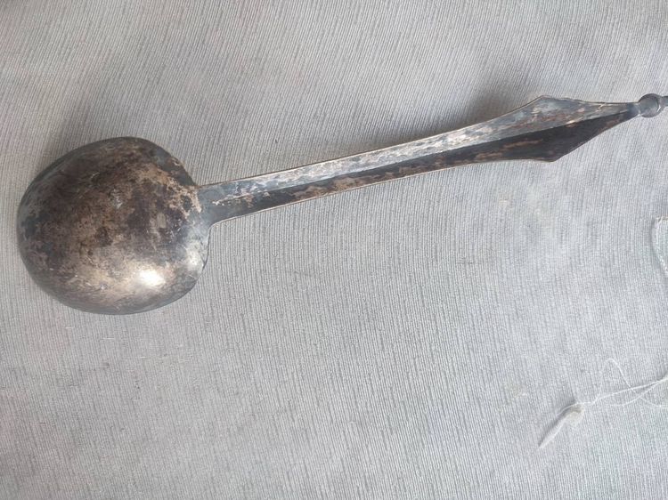 ขายทัพพีเงินแท้ เปอร์เซ็นเงิน 40  น้ำหนักช่างได้ 102กรัม รูปที่ 4