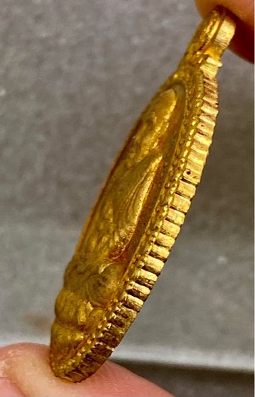 เหรียญเปิดโลก ( รับ2 องค์ กล่องเดิม) หลวงปู่ทิม วัดพระขาว จ.อยุธยา ปี 2546 รูปที่ 2