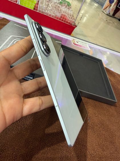 Fold7 512gb เขียว สวยไร้รอยครบกล่อง  รูปที่ 4